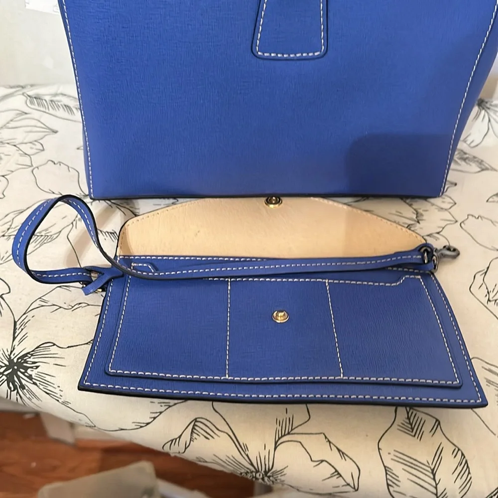 Handbag - Picture 7 of 13